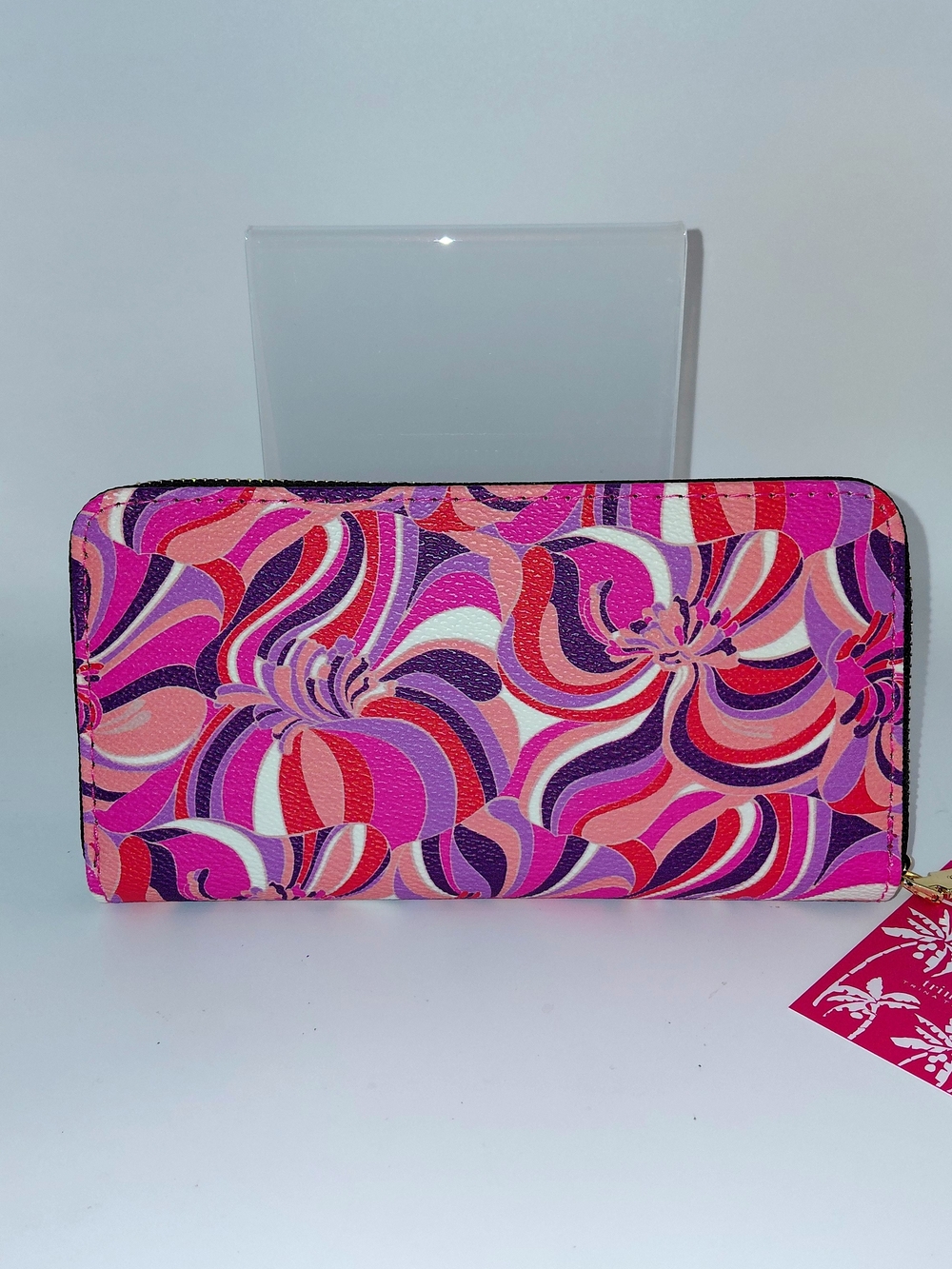 NIB Trina Turk Sea Anemone Large Zip-Around Wallet! Pink White Lavender Floral💕